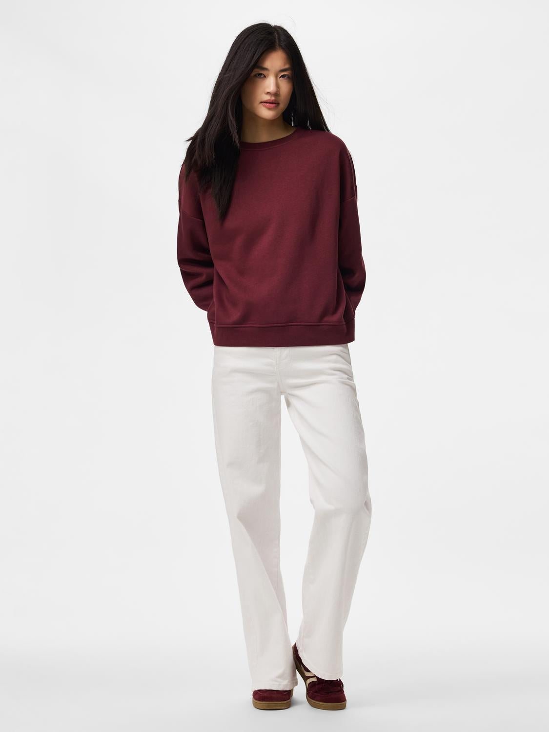 model_shot-front_full